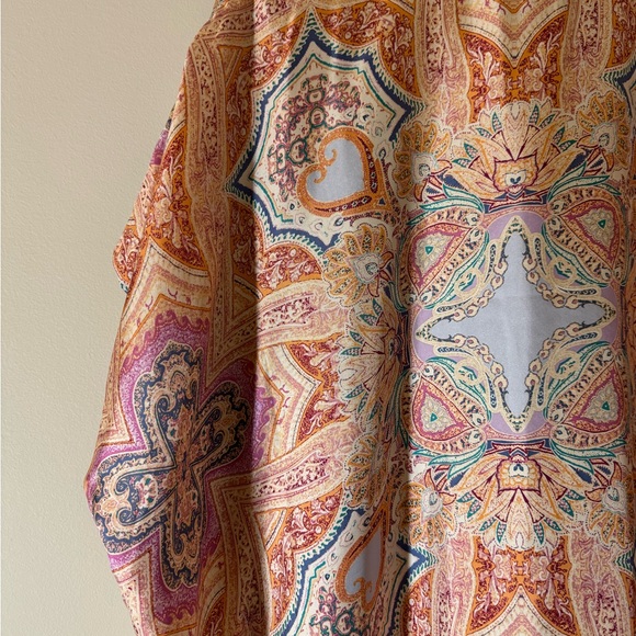 Chico's Medallion Print 100% Silk Ruana Wrap S/M - Picture 2 of 11